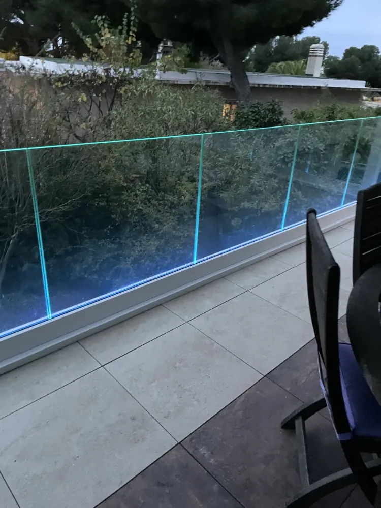 Garde-corps en verre à Vitrolles